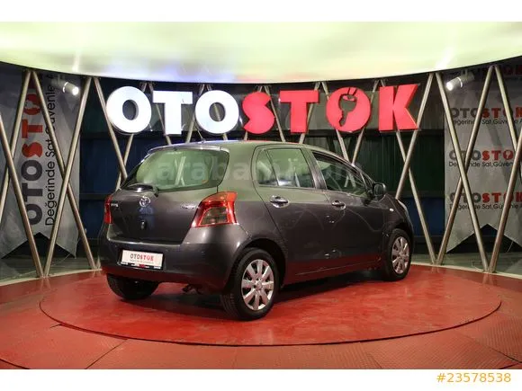 Toyota Yaris 1.3 Sol Image 3