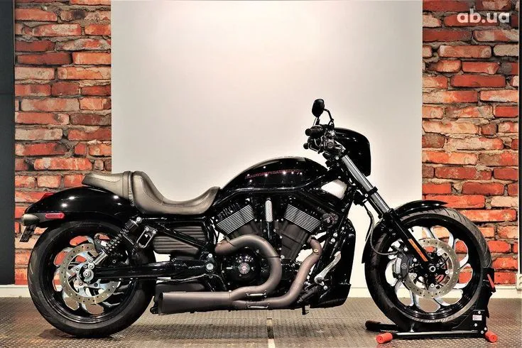 Harley-Davidson VRSCDX Image 6